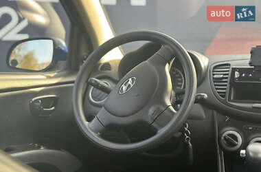 Хетчбек Hyundai i10 2013 в 