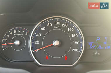 Хетчбек Hyundai i10 2013 в 