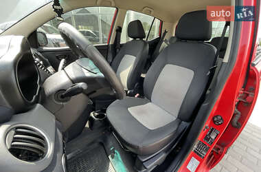Хэтчбек Hyundai i10 2008 в 