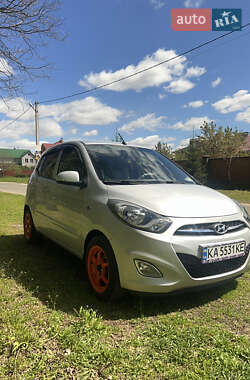 Хэтчбек Hyundai i10 2012 в 