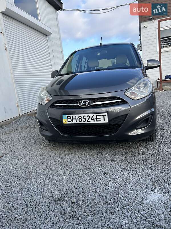Hyundai i10 2012