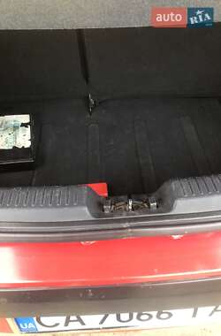 Хэтчбек Hyundai i10 2008 в 