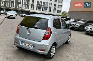 Хетчбек Hyundai i10 2012 в 