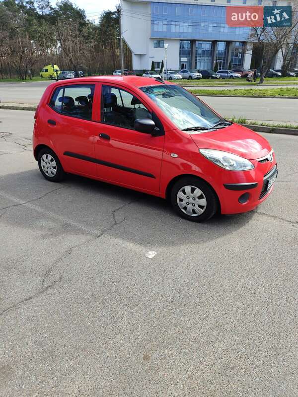 Хетчбек Hyundai i10 2008 в Києві