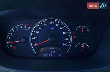 Хэтчбек Hyundai i10 2017 в 
