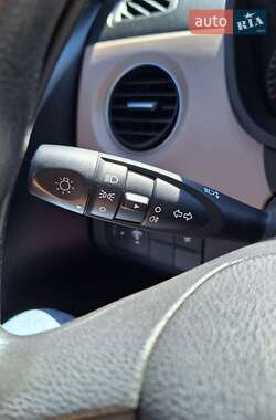 Хэтчбек Hyundai i10 2017 в 