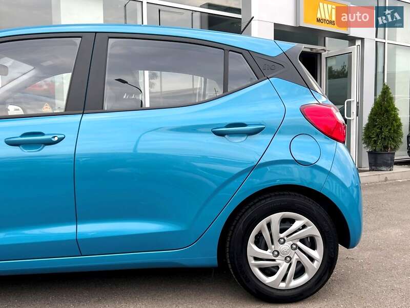 Хетчбек Hyundai i10 2023 в Києві