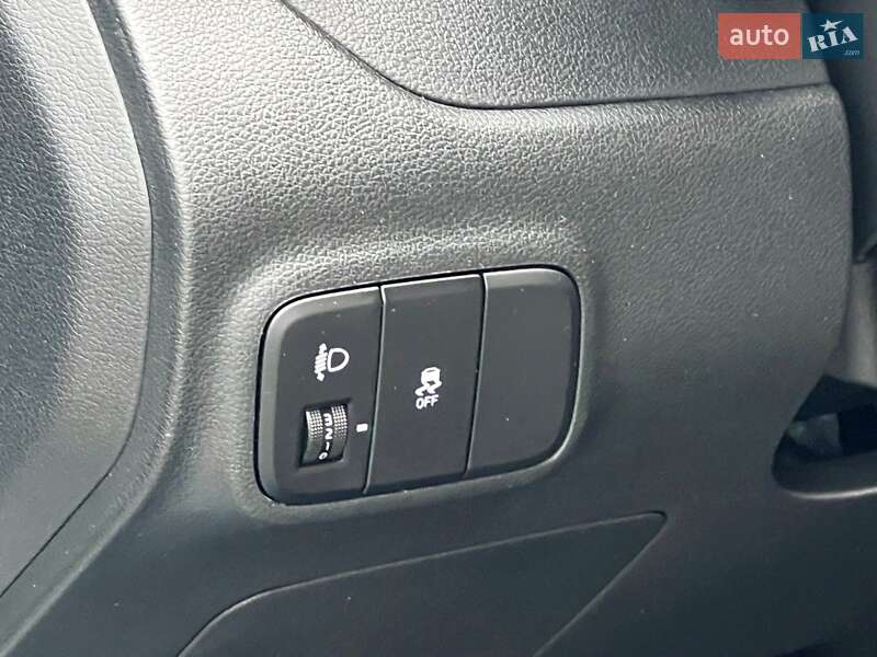 Хетчбек Hyundai i10 2023 в Києві