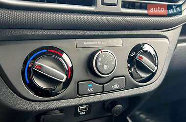 Хэтчбек Hyundai i10 2023 в 