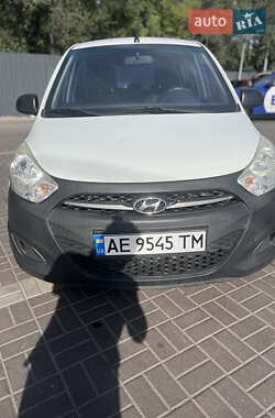 Хэтчбек Hyundai i10 2012 в 