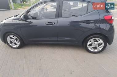 Хэтчбек Hyundai i10 2022 в 