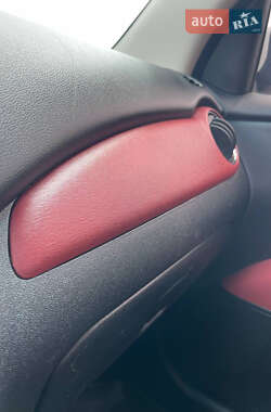Хэтчбек Hyundai i10 2013 в 