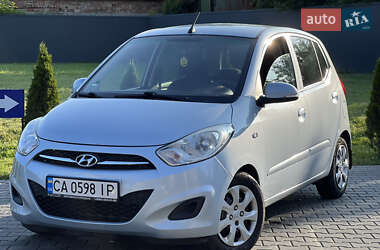 Хетчбек Hyundai i10 2012 в Чернівцях