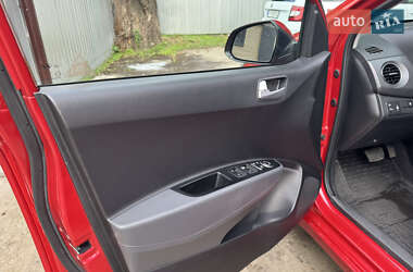 Хэтчбек Hyundai i10 2019 в 