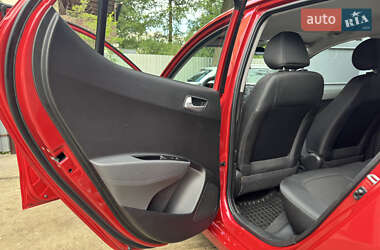 Хэтчбек Hyundai i10 2019 в 
