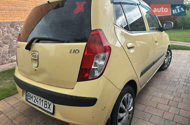 Хэтчбек Hyundai i10 2010 в 