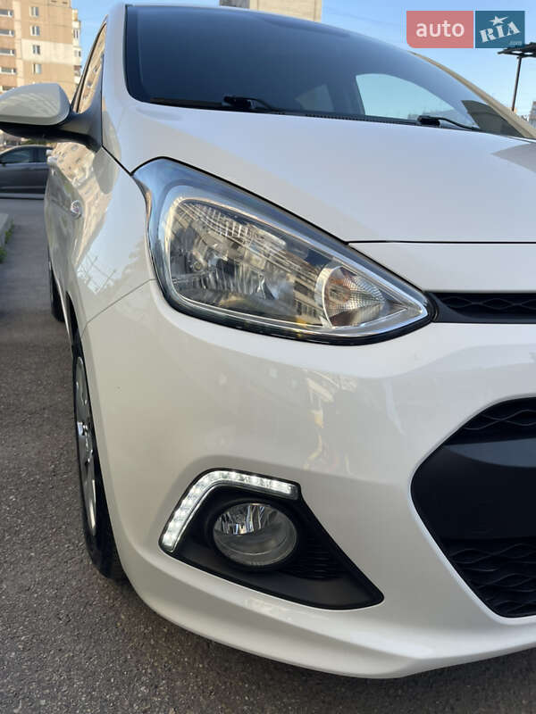 Хетчбек Hyundai i10 2014 в Запоріжжі