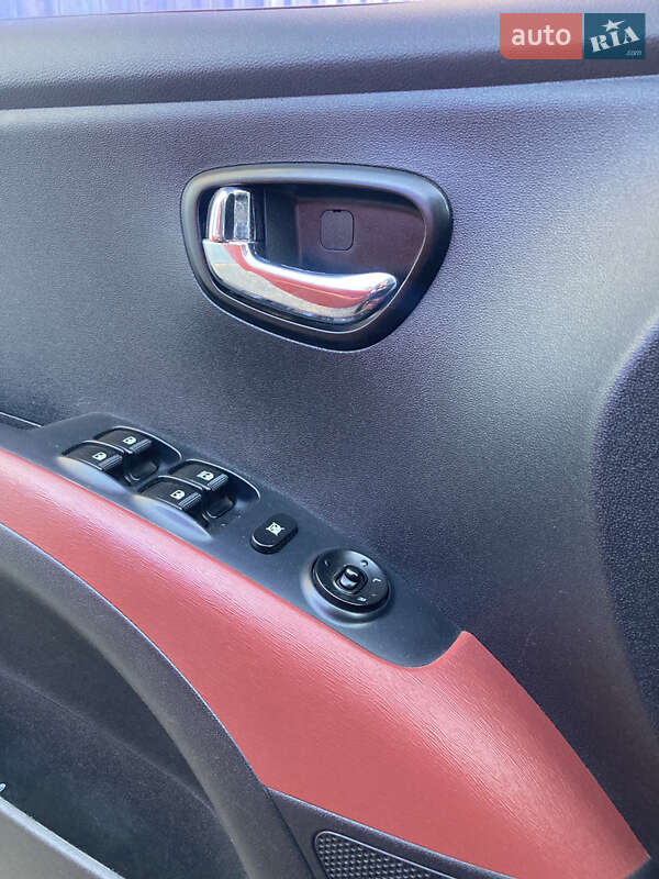 Хетчбек Hyundai i10 2012 в Миколаєві