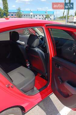 Хэтчбек Hyundai i10 2011 в 