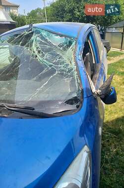 Хэтчбек Hyundai i10 2008 в 