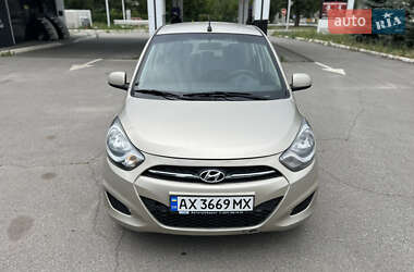 Хэтчбек Hyundai i10 2013 в Харькове