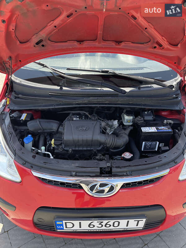 Хетчбек Hyundai i10 2008 в Володимирі