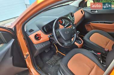 Хэтчбек Hyundai i10 2014 в 