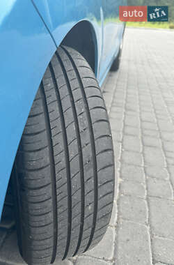 Хэтчбек Hyundai i10 2022 в 