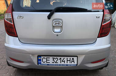 Хэтчбек Hyundai i10 2013 в 