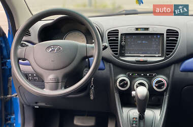 Хэтчбек Hyundai i10 2008 в 