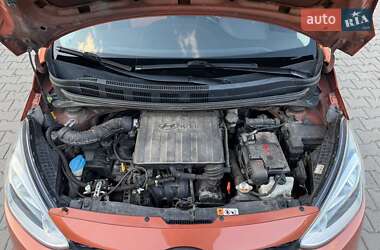 Хэтчбек Hyundai i10 2014 в 