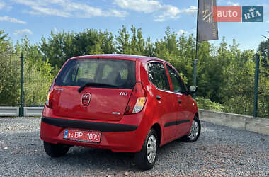 Хэтчбек Hyundai i10 2009 в 