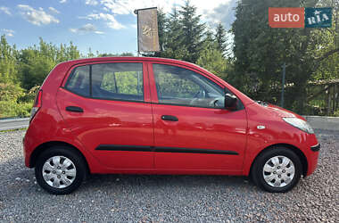 Хэтчбек Hyundai i10 2009 в 