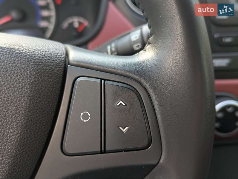 Хэтчбек Hyundai i10 2018 в Харькове