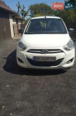 Хэтчбек Hyundai i10 2013 в Самборе