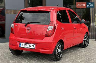 Хэтчбек Hyundai i10 2013 в 