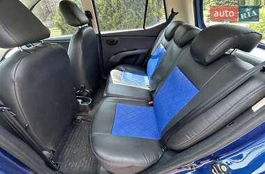 Хэтчбек Hyundai i10 2011 в 