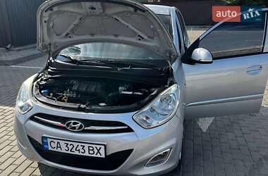 Хэтчбек Hyundai i10 2011 в Черкассах