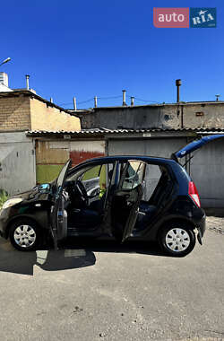 Хэтчбек Hyundai i10 2009 в 