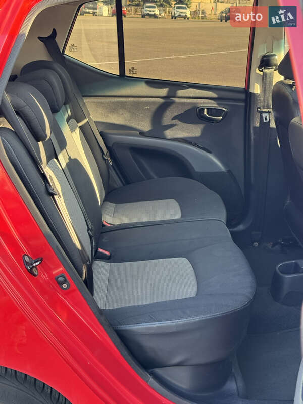 Хэтчбек Hyundai i10 2008 в Харькове фото 7 Хэтчбек Hyundai i10 2008 в Харькове