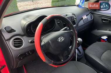 Хэтчбек Hyundai i10 2012 в 