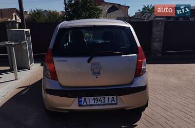 Хэтчбек Hyundai i10 2008 в 