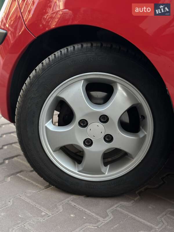 Хэтчбек Hyundai i10 2008 в Киеве