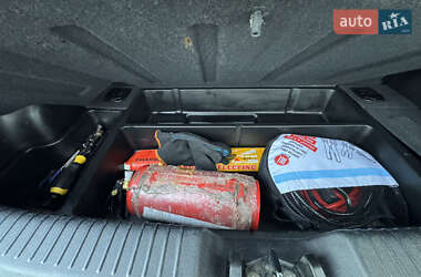 Хэтчбек Hyundai i10 2011 в 