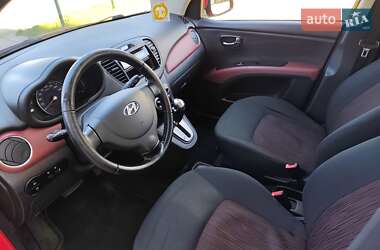 Хэтчбек Hyundai i10 2012 в 