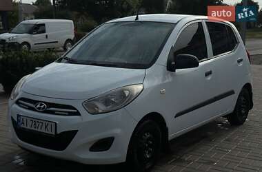 Хэтчбек Hyundai i10 2011 в Переяславе