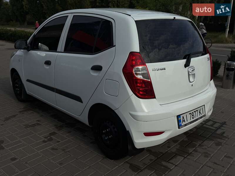 Хэтчбек Hyundai i10 2011 в Переяславе