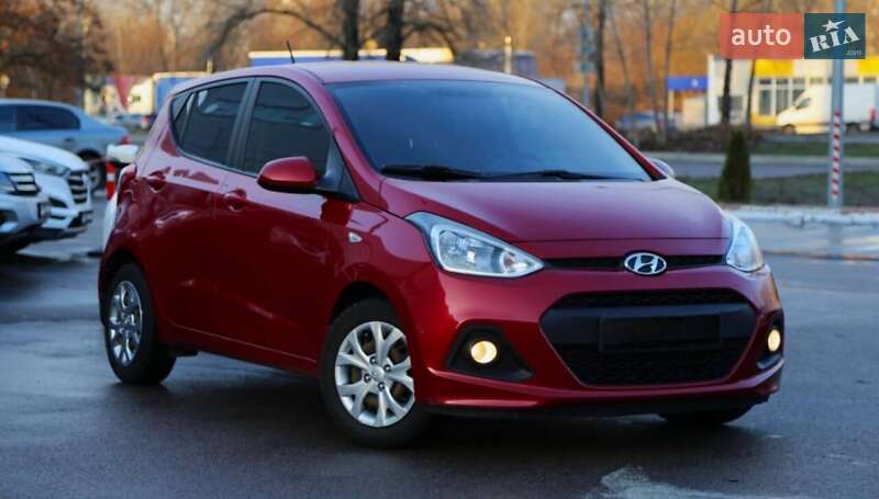 Хэтчбек Hyundai i10 2015 в 