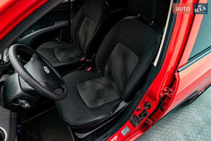 Хэтчбек Hyundai i10 2013 в Киеве