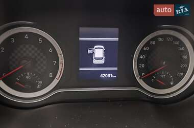 Хэтчбек Hyundai i10 2021 в 